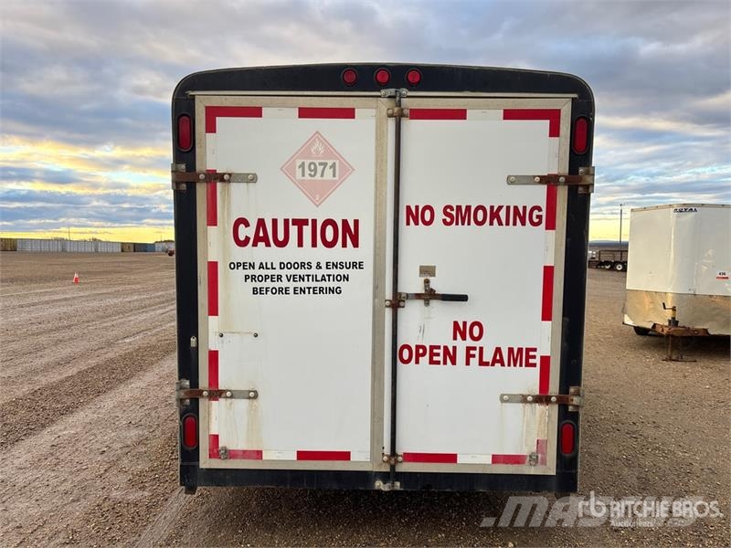 CJay CJ716 16 ft T/A Enclosed Trailer Remorque Fourgon