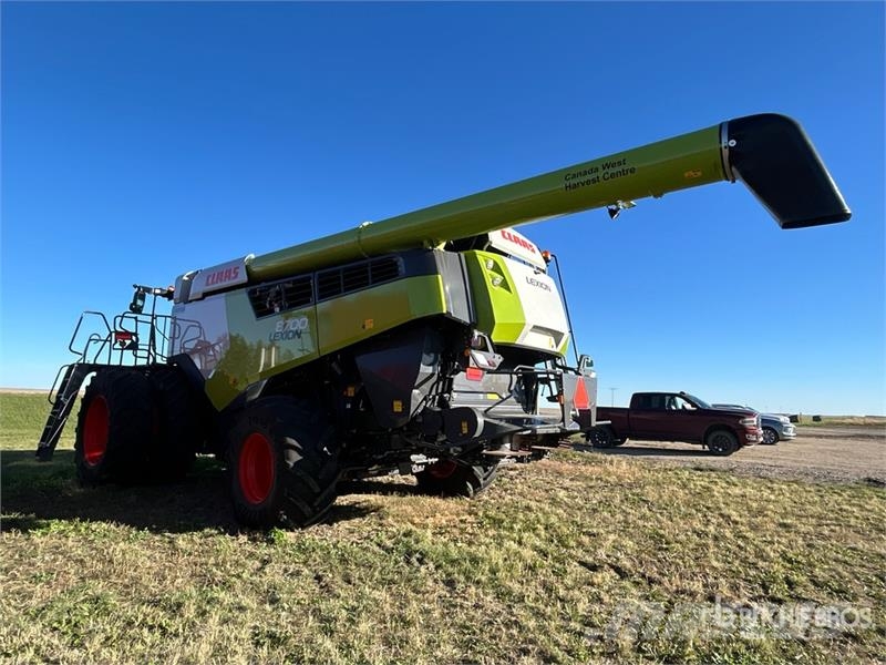 CLAAS 8700 Combine Harvester Mietitrebbiatrici