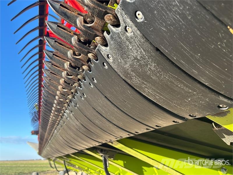 CLAAS Convio 1230 40 ft Flex Draper Combine Header رؤوس الحصادات الدراسات