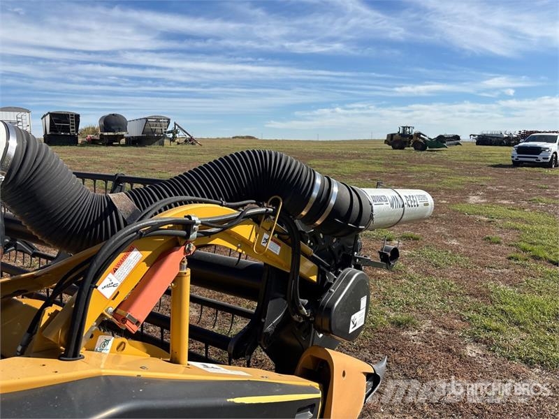 CLAAS MaxFlex 1050 35 ft Flex Combine Header Combine harvester heads