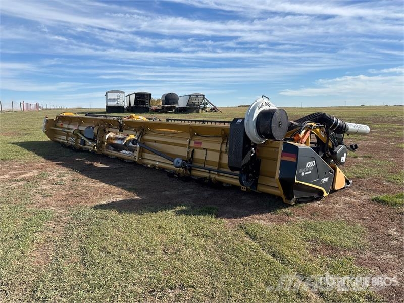 CLAAS MaxFlex 1050 35 ft Flex Combine Header Combine harvester heads