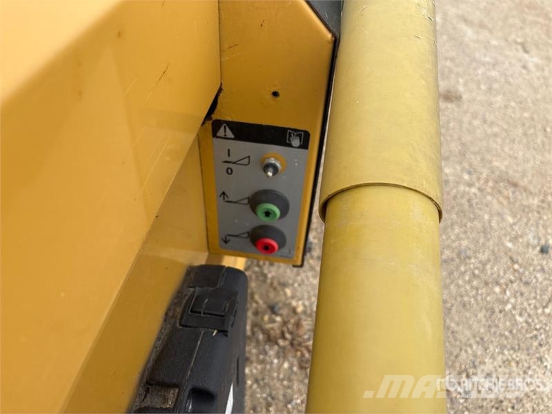 CLAAS MAXFLEX 1050 35 ft Flex Draper Combine Header Rezalne glave za kombajne