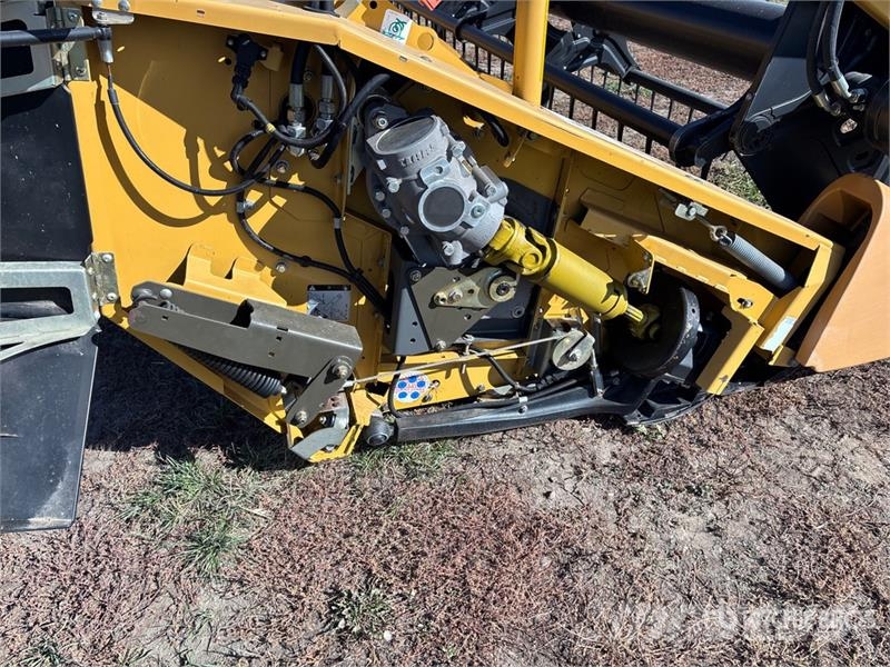 CLAAS MaxFlex 1050 35 ft Flex Combine Header Combine harvester heads
