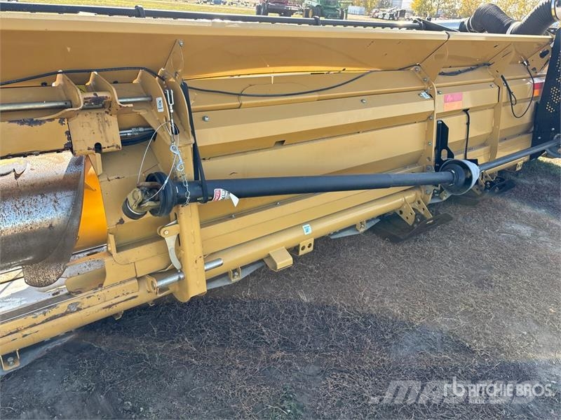 CLAAS MaxFlex 1050 35 ft Flex Combine Header Combine harvester heads