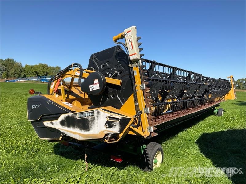 CLAAS Vario 1200 40 ft Flex Combine Header رؤوس الحصادات الدراسات