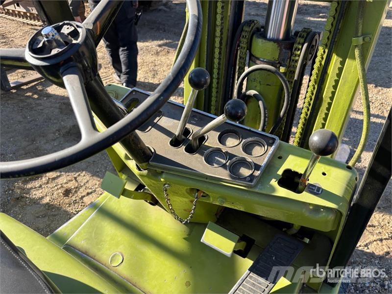 Clark 4100 lb Forklift Kahveltõstukid - muud
