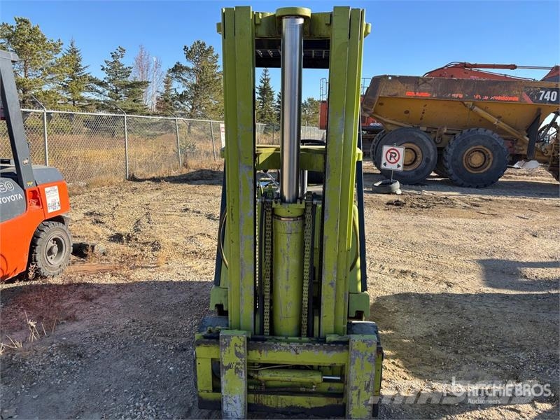Clark 4100 lb Forklift Kahveltõstukid - muud
