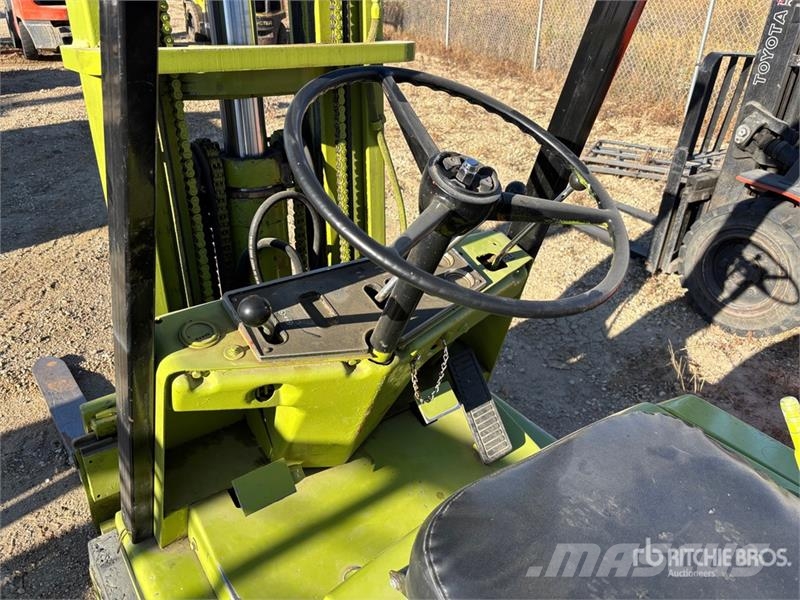 Clark C500-50 4100 lb Cushion Tire Forklift Wózki widłowe inne