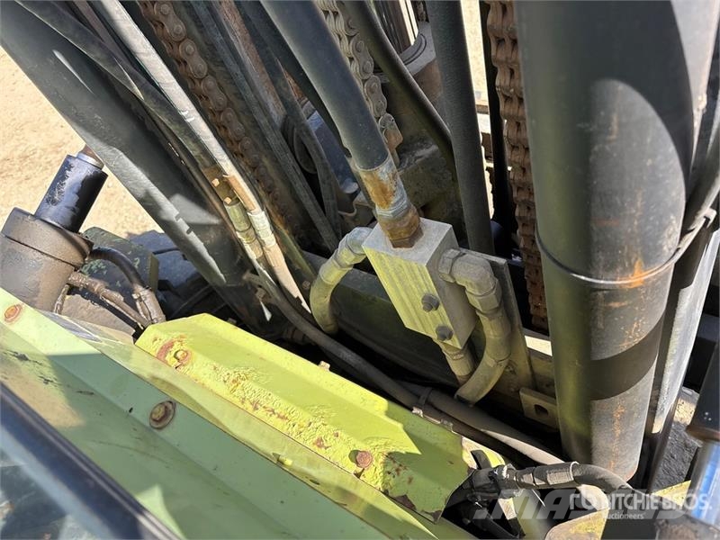 Clark C500 9100 lb Pneumatic Tire Forklift Gaffeltrucker - Annet