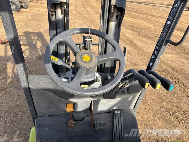 Clark ECG20 6590 lb Electric Forklift Electric forklifts
