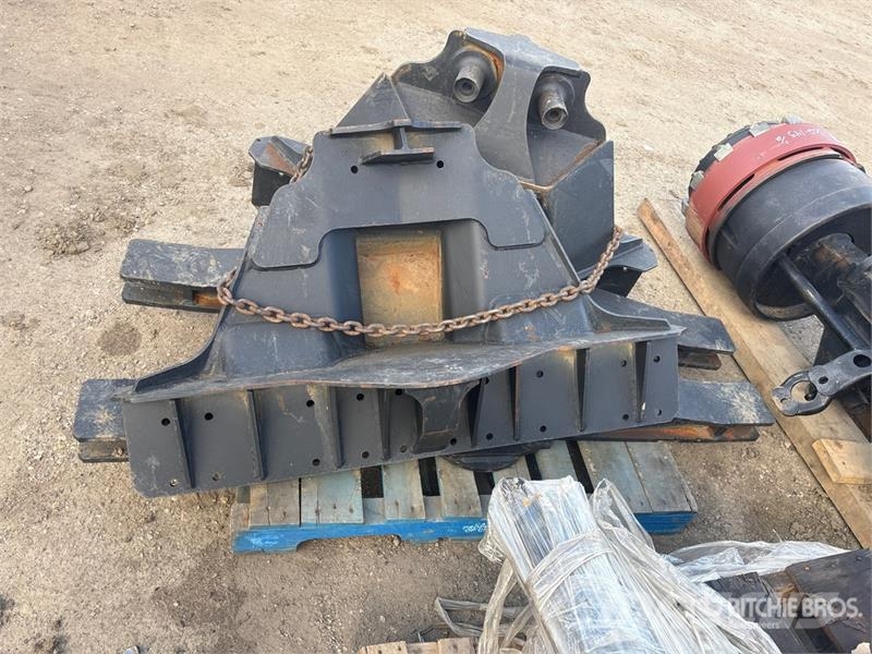Clark of (2) Clark BD 71000 Planetary Axles (Unused) Muut