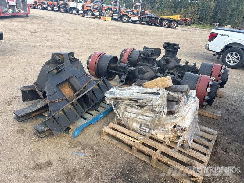 Clark of (2) Clark BD 71000 Planetary Axles (Unused) Muut