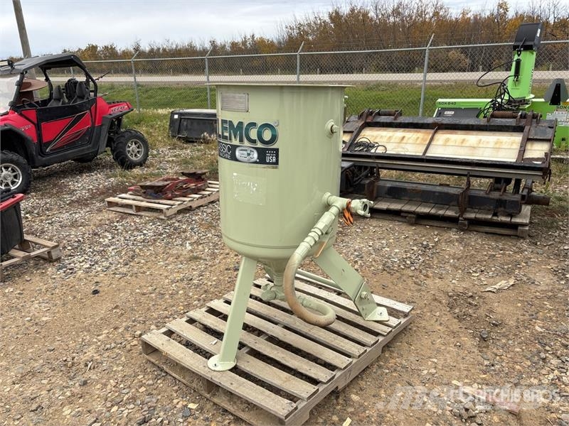 Clemco 2452 Sand Blast Pot Drugi deli