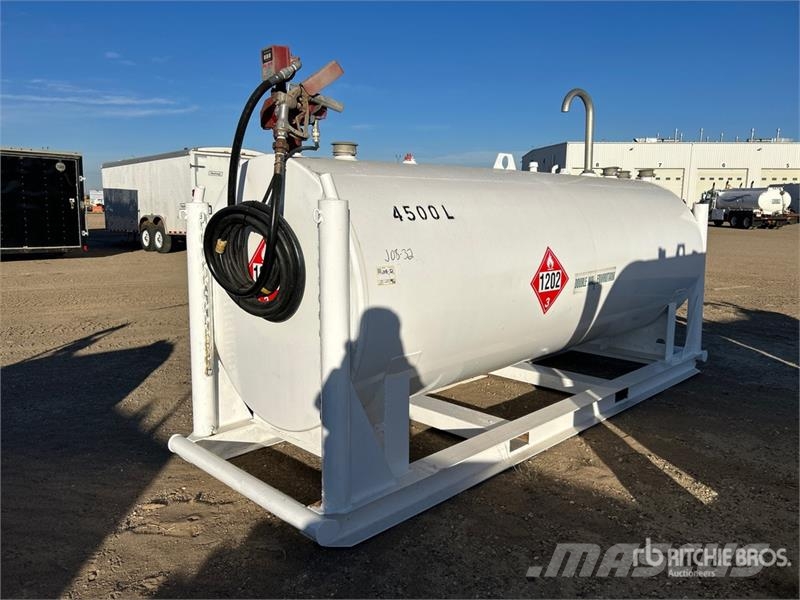 Clemmer 4500 L Skid Mounted Steel Fuel Tank Brandstof-en toegevoegde tanks