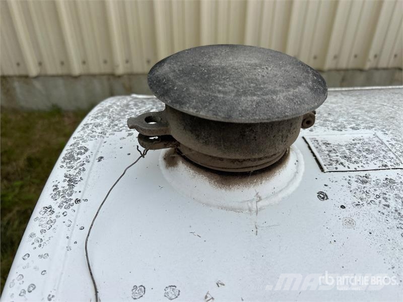 Clemmer 4500 L Steel Fuel Tank Depósitos de combustible y aditivos