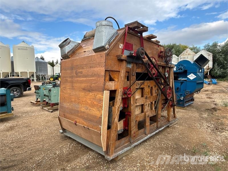 Clipper Grain Cleaner Viljanpuhdistuslaitteet
