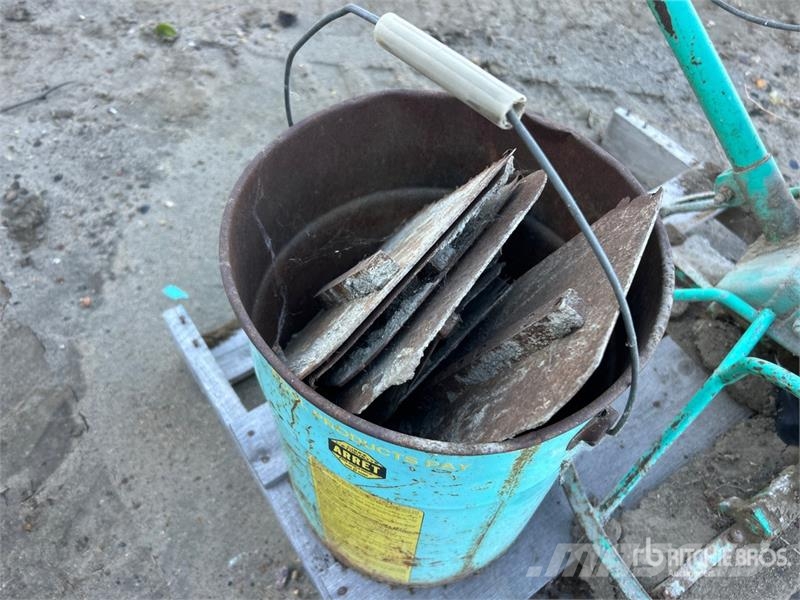 CMC 3041 Walk Behind Power Trowel Gladilice za beton - hellikopteri