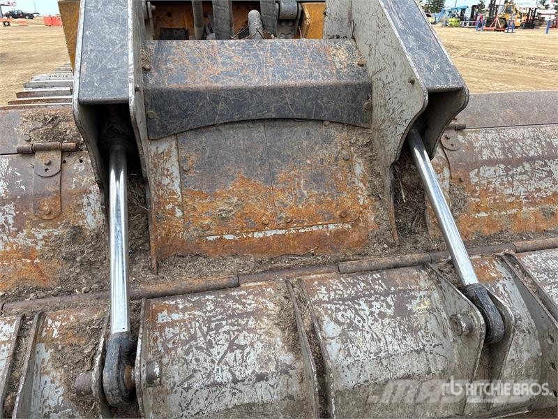 CMI C250 Tracked Mulcher Tractor Gozdarski mulčerji