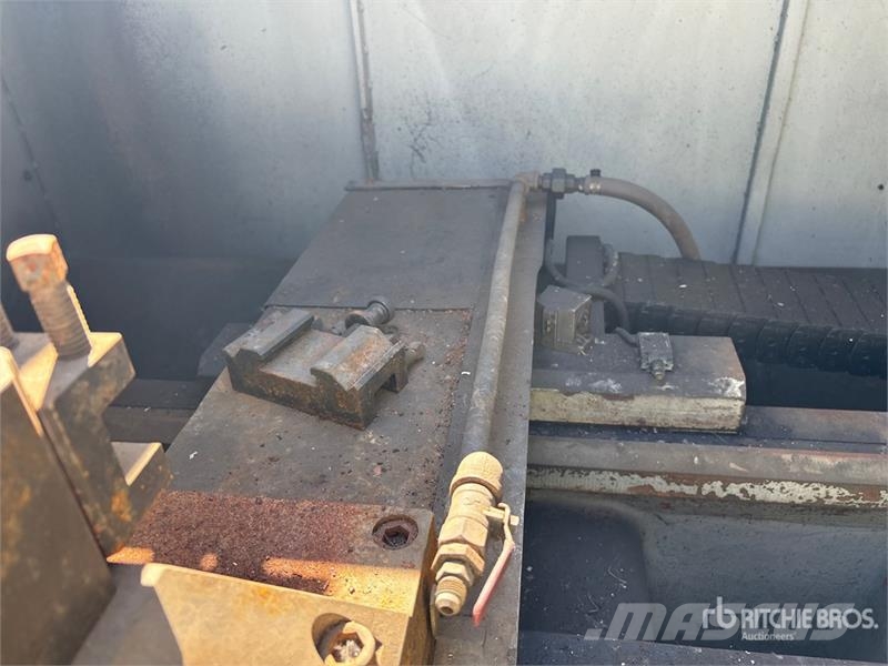 CNC DY-660X3000CN Lathe Építőipar - Egyebek