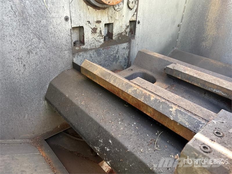 CNC DY-660X3000CN Lathe Építőipar - Egyebek