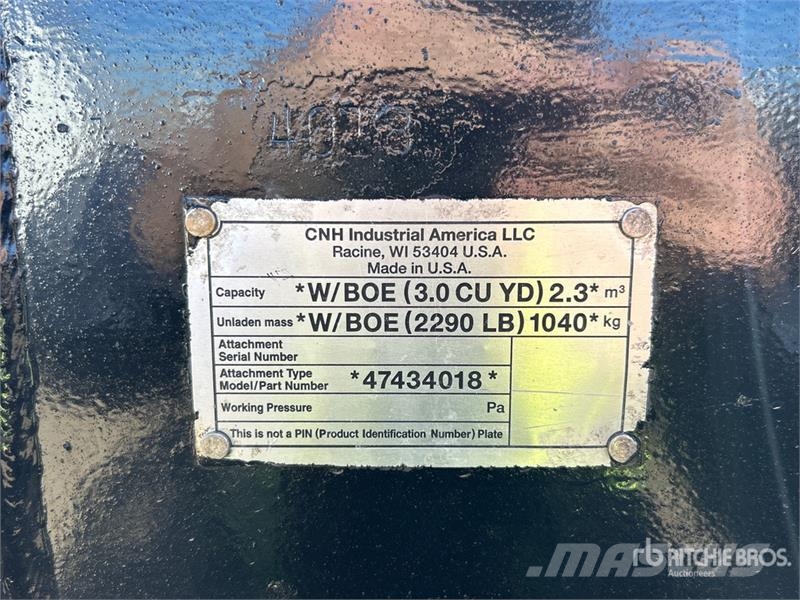 CNH 102 in Q/C Wheel Loader Bucket - Fits Case 621G دلاء