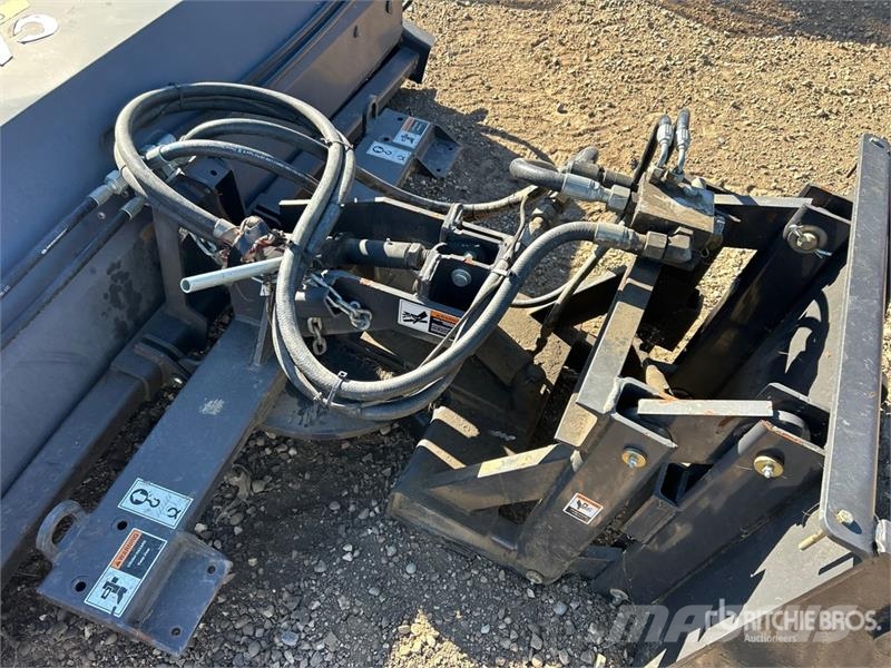 CNH 108 in Q/C Wheel Loader Broom - Fits Case 621G مكونات أخرى