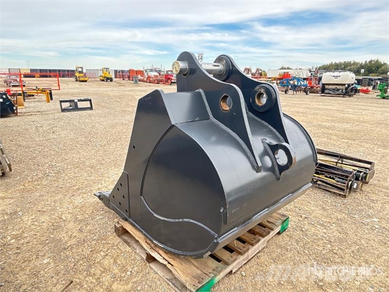 CNH 48WideCX300D 48 in Excavator Bucket دلاء