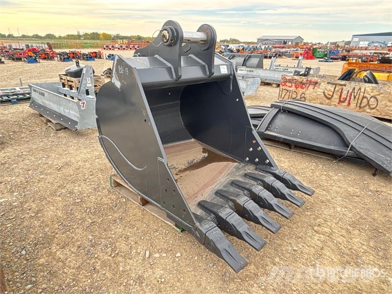 CNH 48WideCX300D 48 in Excavator Bucket دلاء