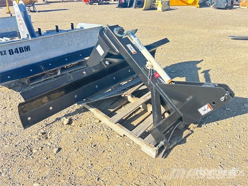 CNH WORKEZ84SH 7 ft 3-Point Large Blade 3-Point Hitch Övriga traktortillbehör