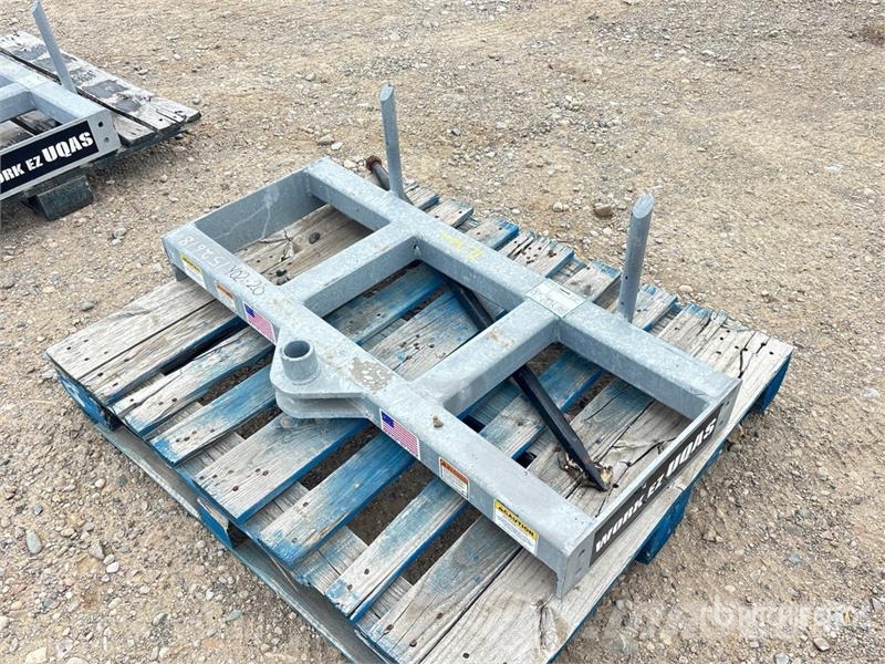 CNH WORKEZUQAS 48 in Skid Steer Bale Spear 其他組件