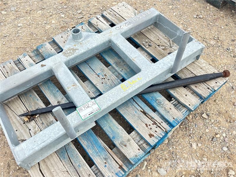 CNH WORKEZUQAS 48 in Skid Steer Bale Spear 其他組件