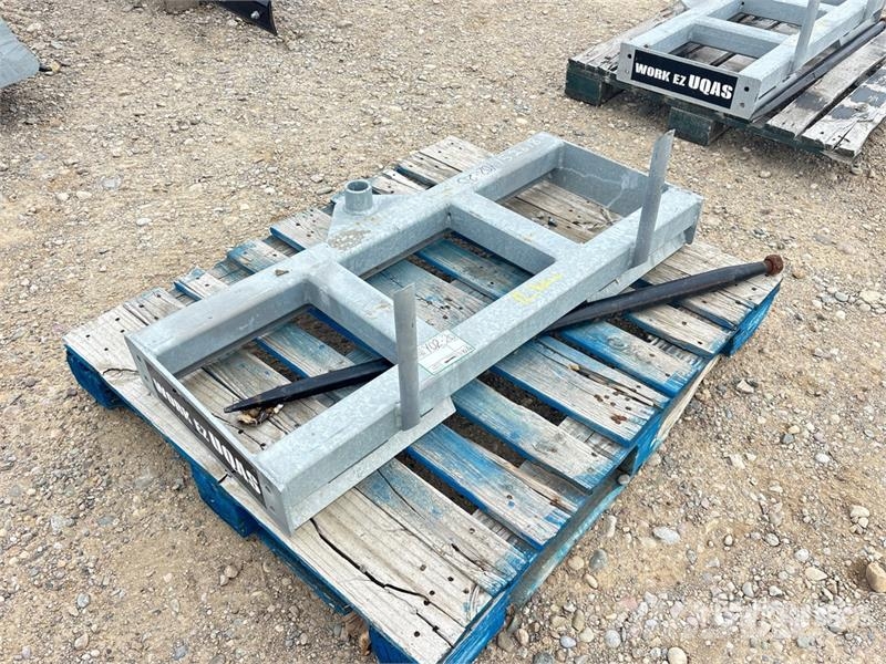 CNH WORKEZUQAS 48 in Skid Steer Bale Spear 其他組件