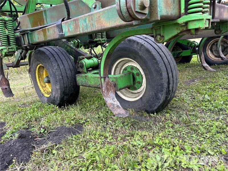  Co-Op 808 56 ft Cultivator Cultivadores