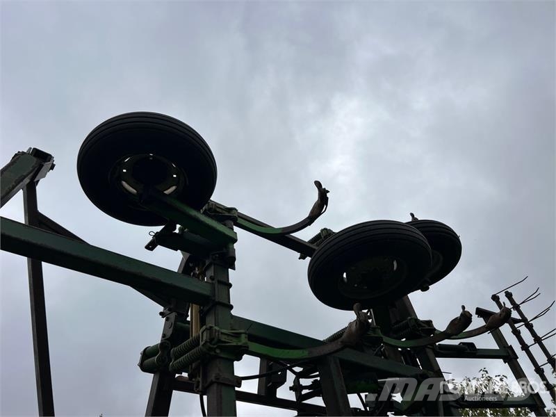  Co-Op 808 56 ft Cultivator Cultivadores