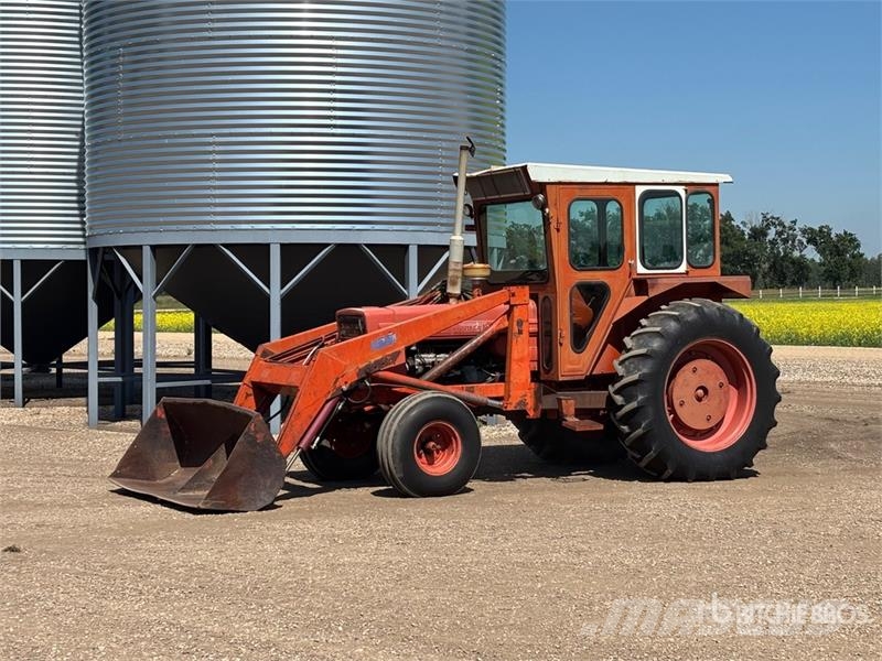 Co-op Implements 800 2WD Tractor Traktori