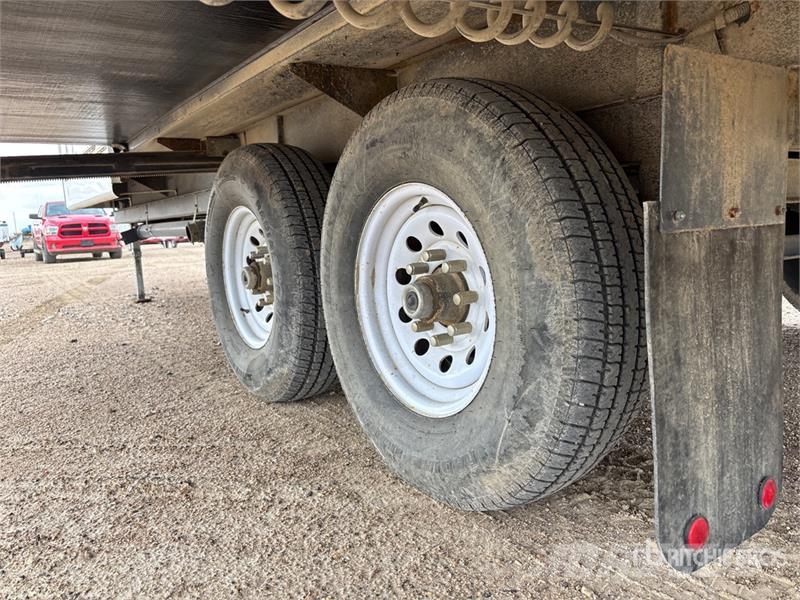  Coachmen Cascade 28 ft T/A Travel Trailer مقطورات أخرى