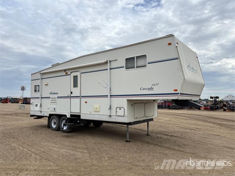  Coachmen Cascade 28 ft T/A Travel Trailer مقطورات أخرى