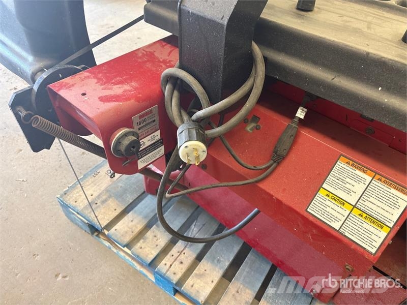 Coats 1600 Direct Drive 3D Tire Balancer Machine Kiti naudoti statybos komponentai