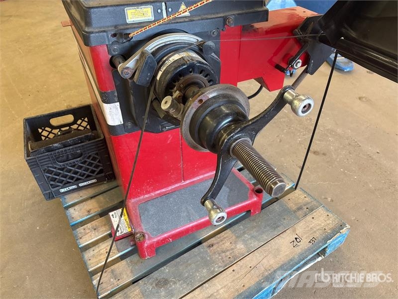 Coats 1600 Direct Drive 3D Tire Balancer Machine Kiti naudoti statybos komponentai
