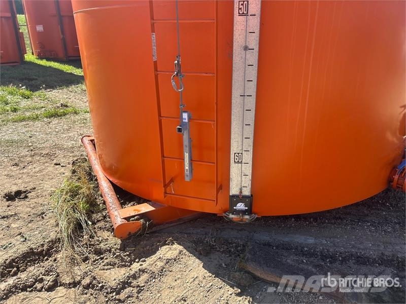 Cobra 400BBL 400 bbl Skid Mounted Steel Sloped Bottom Ta Brandstof-en toegevoegde tanks