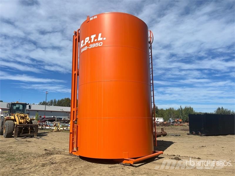 Cobra 400BBL 400 bbl Skid Mounted Steel Sloped Bottom Ta Brandstof-en toegevoegde tanks