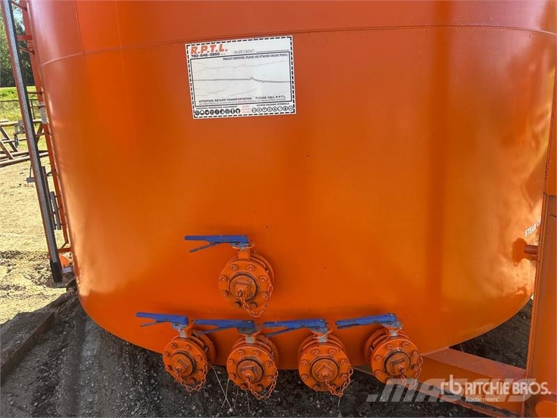 Cobra 400BBL 400 bbl Skid Mounted Steel Sloped Bottom Ta Brandstof-en toegevoegde tanks
