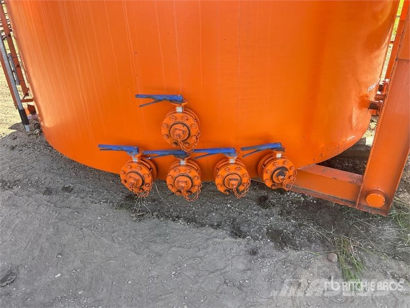 Cobra 400BBL 400 bbl Skid Mounted Steel Sloped Bottom Ta Brandstof-en toegevoegde tanks