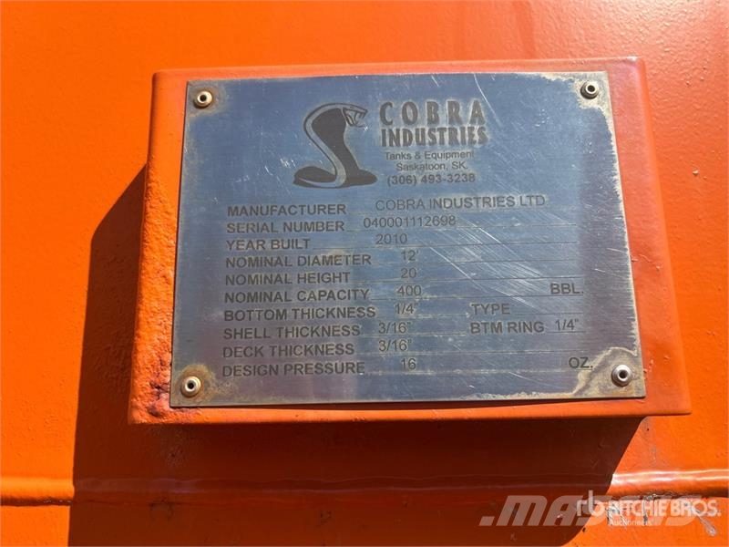 Cobra 400BBL 400 bbl Skid Mounted Steel Sloped Bottom Ta Brandstof-en toegevoegde tanks