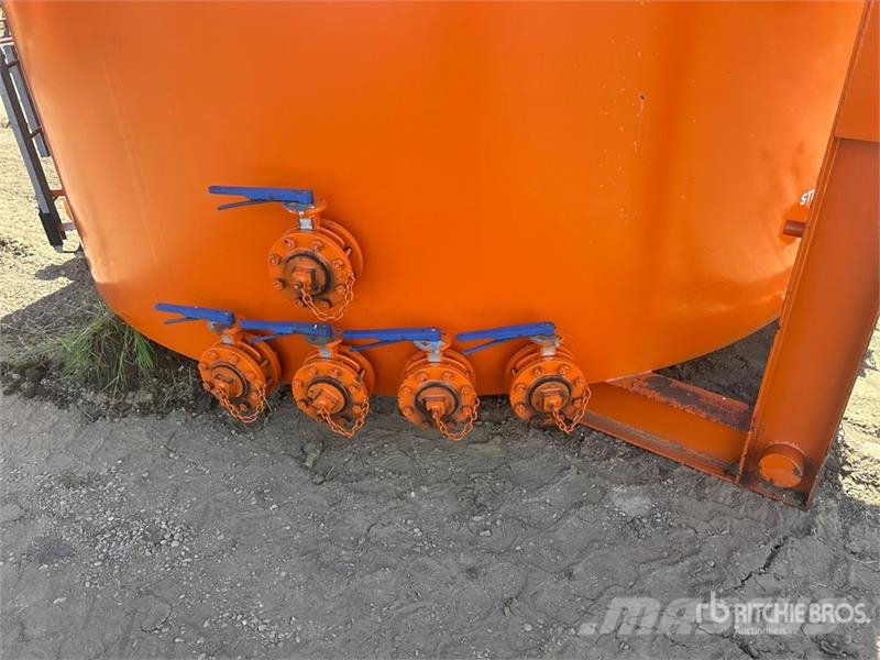 Cobra 400BBL 400 bbl Skid Mounted Steel Sloped Bottom Ta Brandstof-en toegevoegde tanks