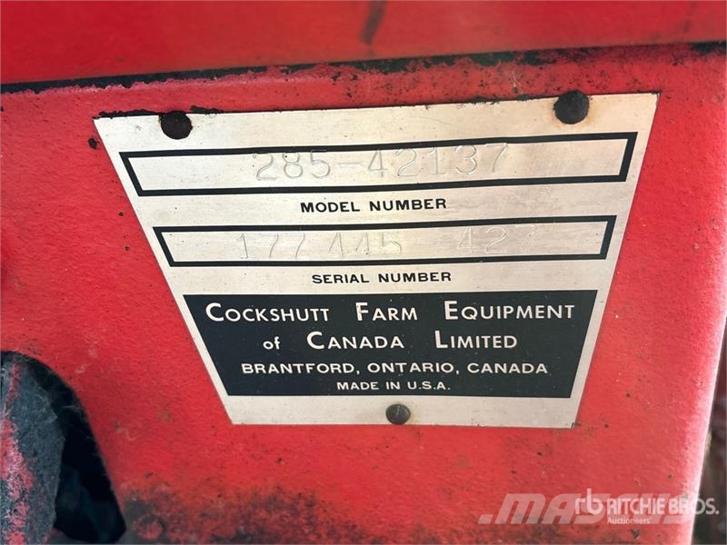 Cockshutt 1855 2WD Tractor الجرارات