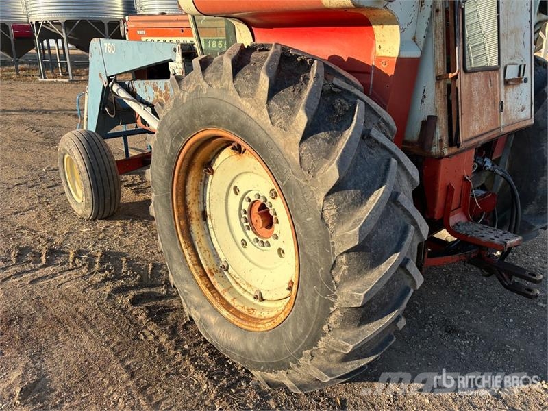 Cockshutt 1855 2WD Tractor الجرارات