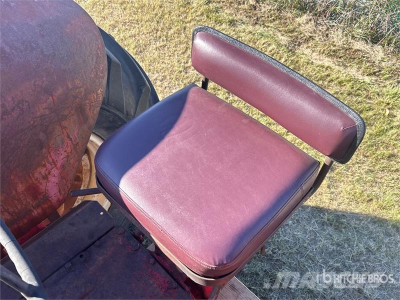 Cockshutt 40 2WD Wide Front Antique Tractor Traktorji