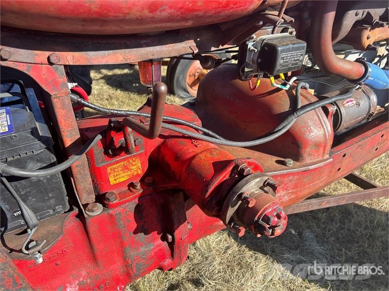 Cockshutt 40 2WD Wide Front Antique Tractor Traktorji