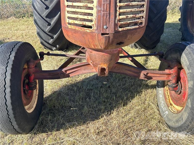 Cockshutt 40 2WD Wide Front Antique Tractor Traktorji